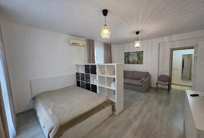 Garsonieră decomandată în Central