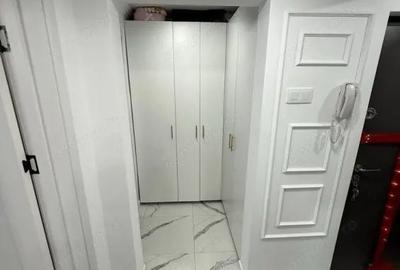 Apartament cu 3 camere decomandat, mobilat în Central - 2