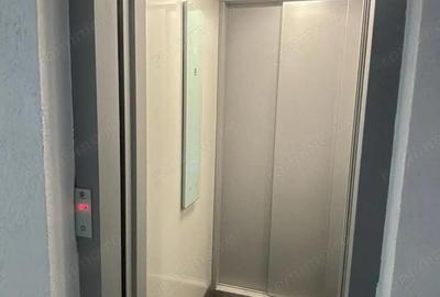 Apartament cu 2 camere în Apărătorii Patriei