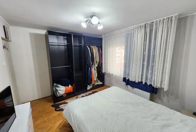 Apartament cu 3 camere decomandat, mobilat în Steaua - 3