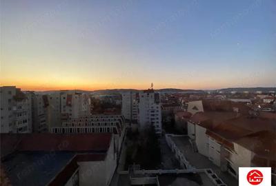 Apartament pe doua nivele in zona centrala, Piata Teatrului - 1