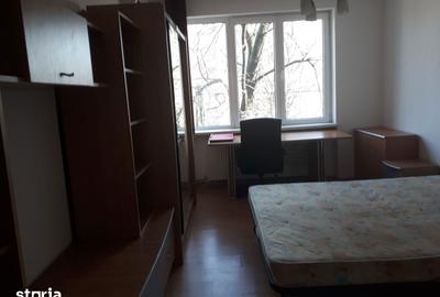 Apartament cu 3 camere decomandat în Tipografilor