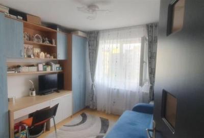 Vanzare apartament 2 camere Delfinului - 4