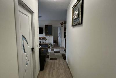 Apartament cu 3 camere semidecomandat în Central - 8