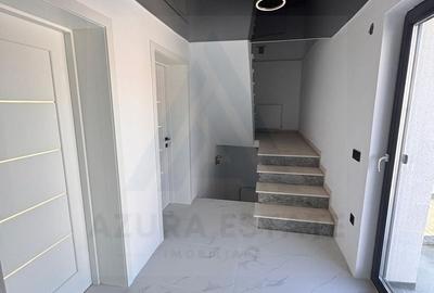 Casă cu 5 camere cu Teren 200 Mp în Șeica Mică