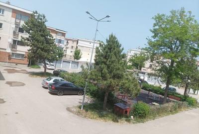 Apartament cu 3 camere decomandat în Sud - 7