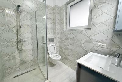 <Vila individual? P+1E> 4 camere 3 b?i 200metri Bd. 1 Mai - 12