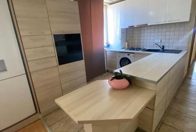 Apartament cu 2 camere decomandat în Exterior Vest - 4