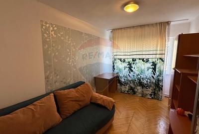 Apartament cu 4 camere decomandat în Ultracentral - 3