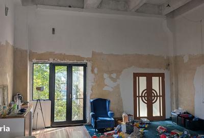 Spațiu comercial, de 800 mp, în Central - 7