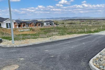 Teren de 561 mp, în Central - 2