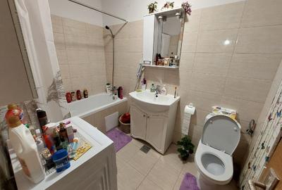 Apartament cu 3 camere semidecomandat în Florești - 9