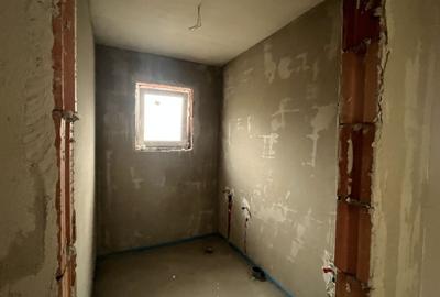 Casă individuală cu 4 camere cu Canalizare în Utvin - 11