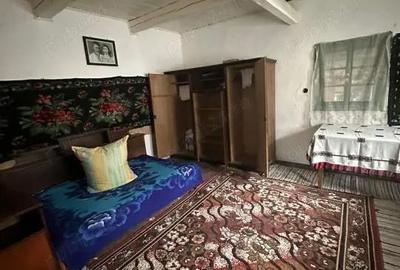 Casă cu Teren 5400 Mp în Central - 4