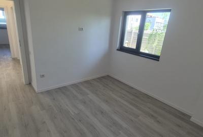 Apartament cu 3 camere semidecomandat în Tunari - 7