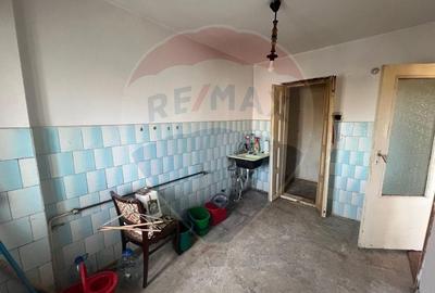 Apartament cu 4 camere de vanzare in zona Central Apartament cu 4 camere de vanzare in zona Central - 11