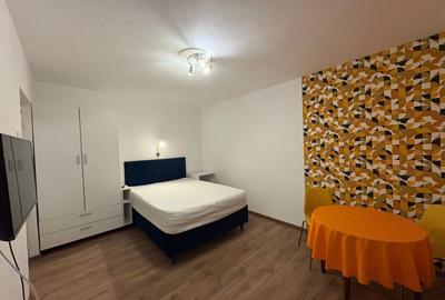 Garsoniera, 30 mp, semidecomandata, Cartier 1 Mai, Zona Spital Nr. 1 - 1