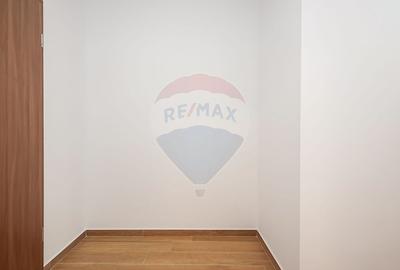 Apartament cu 1 camere decomandat în Tractorul - 7