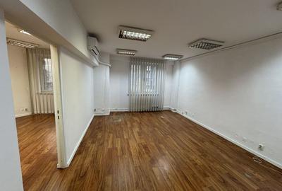 Spatiu de birouri de vanzare in zona *Natiunile Unite* - 1