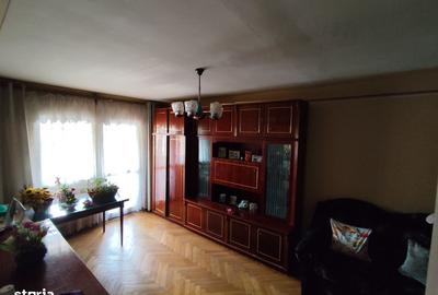 Apartament cu 3 camere decomandat în Calea Poplăcii - 9