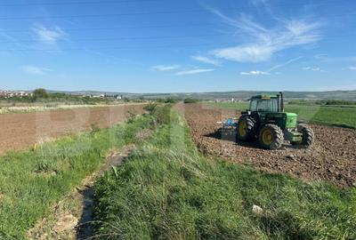 Teren de 2845 mp, în Cetate