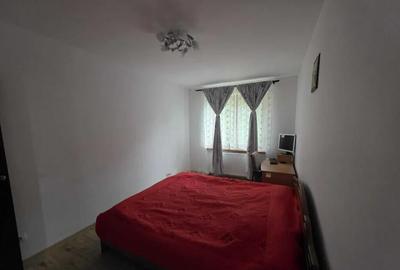 Apartament cu 3 Camere Decomandate etaj 2 - Zona George Enescu - 4
