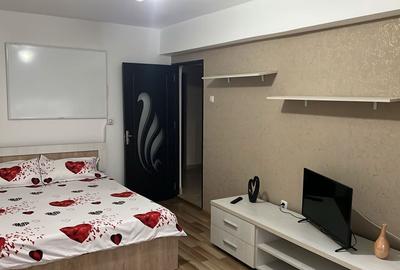 Garsonieră decomandată în Micro 20 - 3