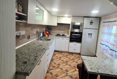 Casă cu 5 camere, S+P+Mansarda-zona centrală Oradea(Strada Primariei) - 7