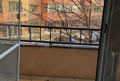 Apartament trei camere in Raul Doamnei bloc din 2010 - 7