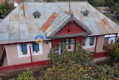 Casa + Teren de vanzare - Comuna Margineni - 1
