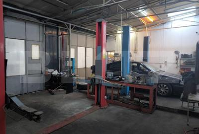 Oportunitate, service auto si service roti, echipate complet, zona BILLA - 2