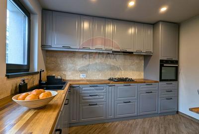 Casă cu 5 camere cu Teren 432 Mp în Balotești - 14