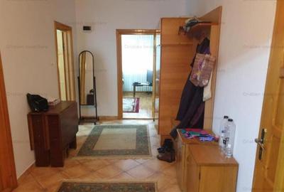 Casă cu 6 camere cu Teren 461 Mp în Central - 16