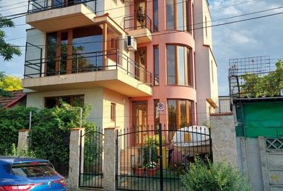 Apartament cu 2 camere decomandat, mobilat în Central - 1