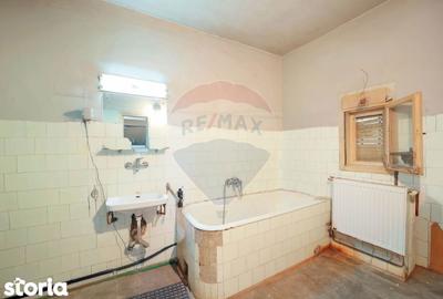 Casă cu 4 camere cu Teren 1425 Mp în Podgoria - 4