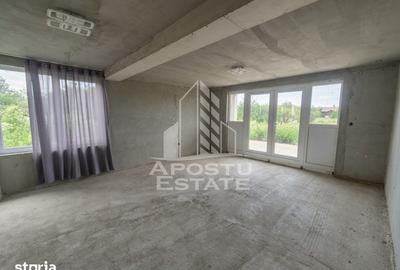 Casă cu 5 camere cu Teren 1439 Mp în Central - 3