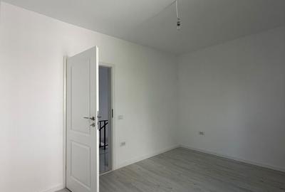 Casă cu 4 camere cu Teren 350 Mp în Central - 4