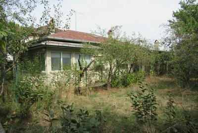 Casă cu 4 camere în Central - 3