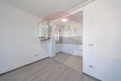 Garsoniera in zona Ghimbav Livada- Comision 0% - 6