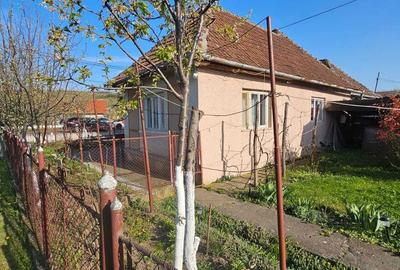 Casă cu 4 camere în Chieșd - 8