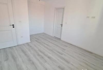 Apartament cu 3 camere decomandat în Micălaca - 4
