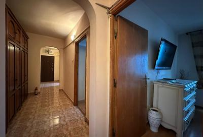 3 Camere Gorjului Militari Bloc reabilitat 3 Minute Metrou - 2