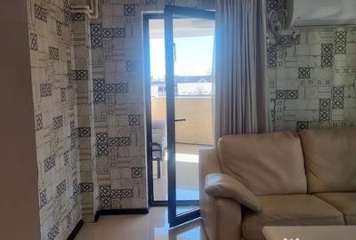 Apartament cu 4 camere semidecomandat în Trivale - 4