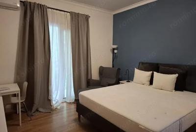 Garsonieră decomandată în Tei