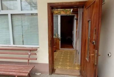 Casă cu 3 camere cu Canalizare în Lazaret - 10