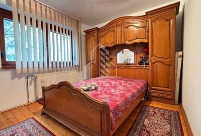 Casă individuală cu 8 camere cu Canalizare în Șagului - 1