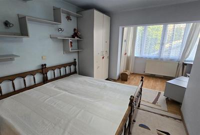 Apartament cu 3 camere decomandat, mobilat în Vest - 16