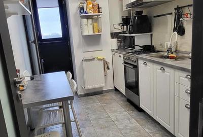 Apartament cu 3 camere semidecomandat în Prelungirea Ghencea - 10