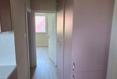 Apartament cu 3 camere decomandat în Burdea - 3