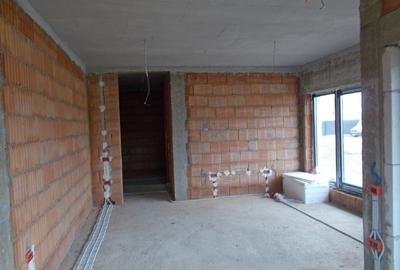 Duplex cu 3 camere cu Teren 310 Mp în Urseni - 9